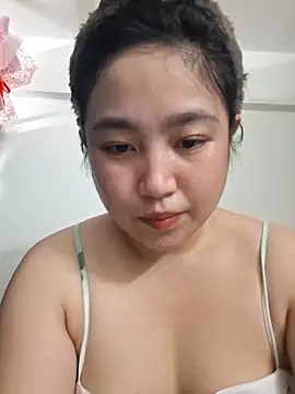 Minn-cute online show from 04-18-26, 05:11