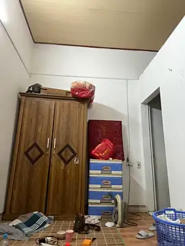 Snapshot of July-Asian chatting on 09-22-25, 11:51 July-Asian online show from 09-22-25, 11:51