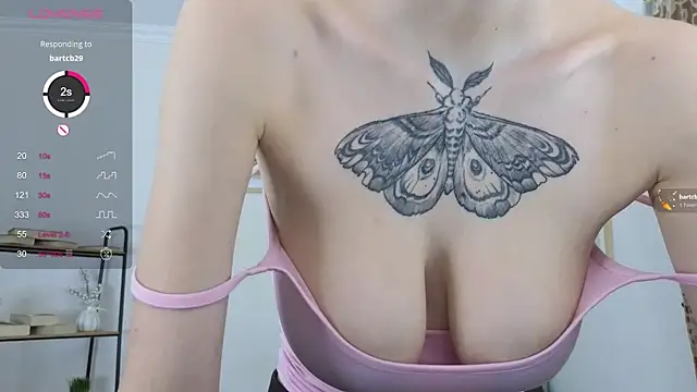 Sonia Jones online show from 12-19-25, 04:25