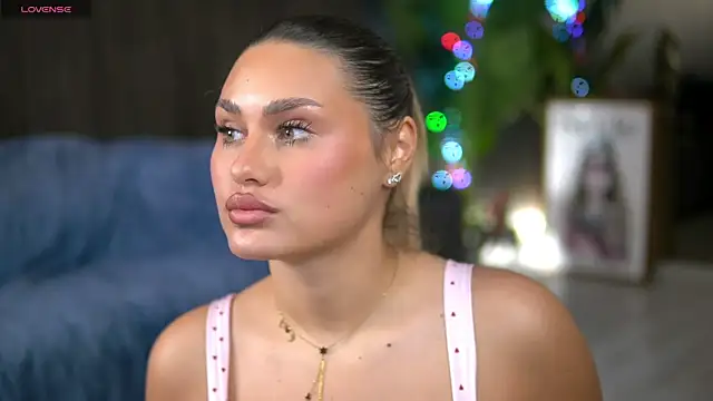 KayaAzur online show from 11-10-25, 05:50