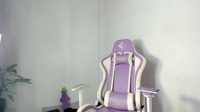 Snapshot of Valery_mz chatting on 11-07-25, 11:16 Valery mz online show from 11-07-25, 11:16