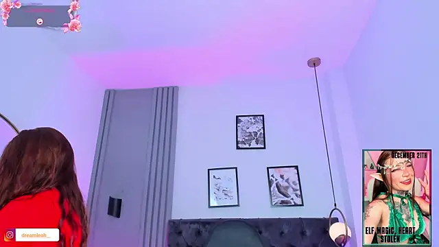 Snapshot of dreamleah_ chatting on 12-14-25, 05:46 dreamleah online show from 12-14-25, 05:46