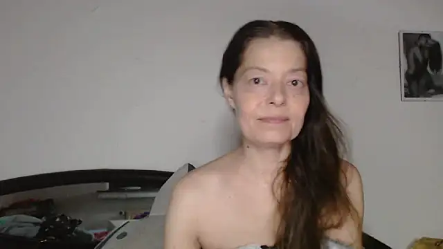 Snapshot of SexySarah177 chatting on 02-24-26, 09:02 SexySarah177 online show from 02-24-26, 09:02