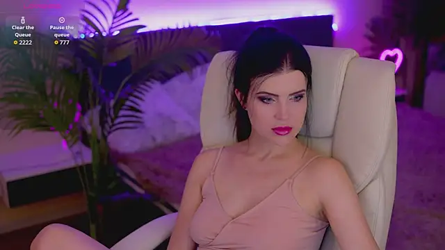 Snapshot of BagiraMays chatting on 09-18-25, 01:02 BagiraMays online show from 09-18-25, 01:02