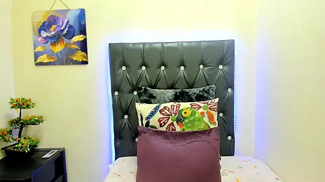 Toxicfantasy4u online show from 09-18-25, 04:42