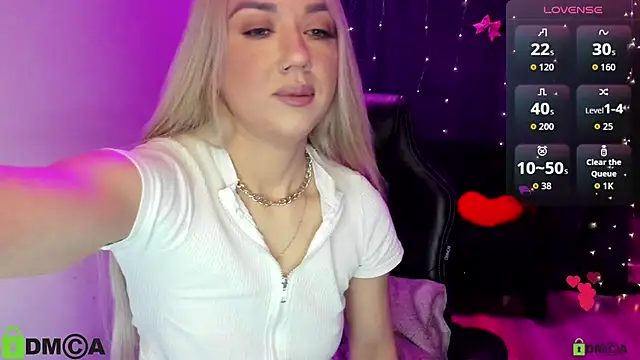 CrystalGirl99 online show from 04-26-26, 07:06