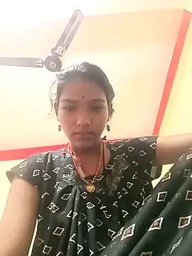 Snapshot of Aapki_Chahat0143 chatting on 10-25-25, 10:12 Aapki Chahat0143 online show from 10-25-25, 10:12