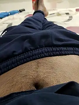 Snapshot of slim-uncut chatting on 09-10-25, 04:51 slim-uncut online show from 09-10-25, 04:51