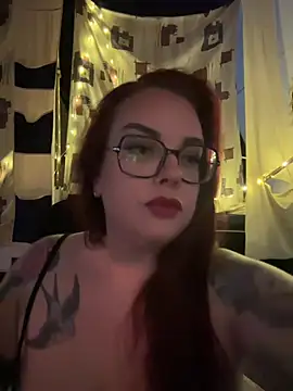 Snapshot of Miss_Lucifer6 chatting on 05-22-26, 08:03 Miss Lucifer6 online show from 05-22-26, 08:03