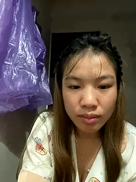 Snapshot of QueenLink chatting on 09-08-25, 07:35 QueenLink online show from 09-08-25, 07:35