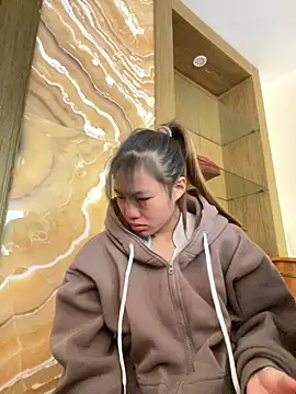 Snapshot of QueenLink chatting on 10-22-25, 03:51 QueenLink online show from 10-22-25, 03:51