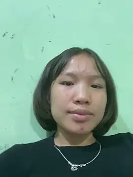 Snapshot of QueenLink chatting on 11-11-25, 03:23 QueenLink online show from 11-11-25, 03:23