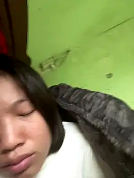 Snapshot of QueenLink chatting on 11-30-25, 02:37 QueenLink online show from 11-30-25, 02:37