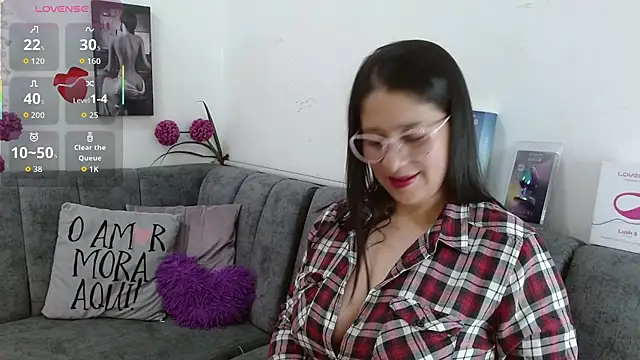 Alana steel 1 online show from 04-24-26, 07:49