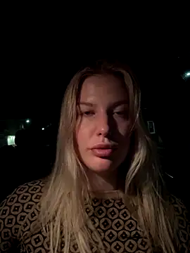 Snapshot of Chloemillerrxx chatting on 09-18-25, 03:41 Chloemillerrxx online show from 09-18-25, 03:41