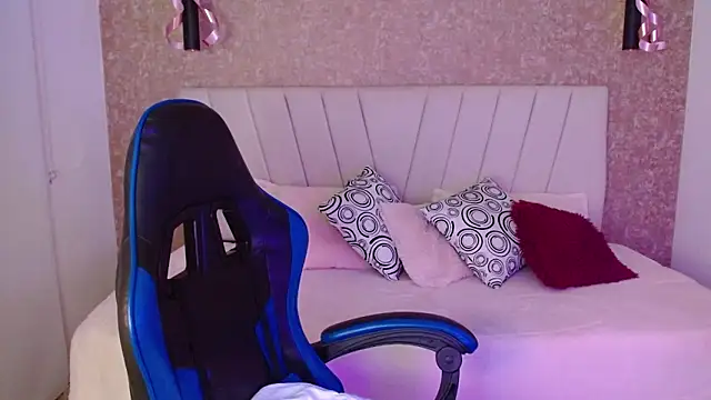 Snapshot of Amaranta_carey chatting on 11-26-25, 12:11 Amaranta carey online show from 11-26-25, 12:11