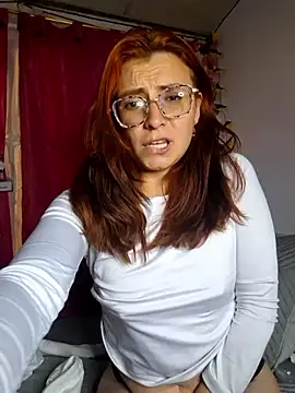 Snapshot of Natalykaty chatting on 05-30-26, 03:47 Natalykaty online show from 05-30-26, 03:47