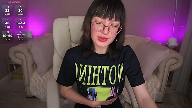 Pixie Peachh online show from 09-30-25, 01:16