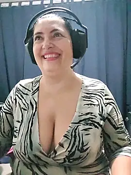 lina maria99 online show from 10-28-25, 11:18
