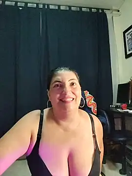 lina maria99 online show from 11-18-25, 01:00