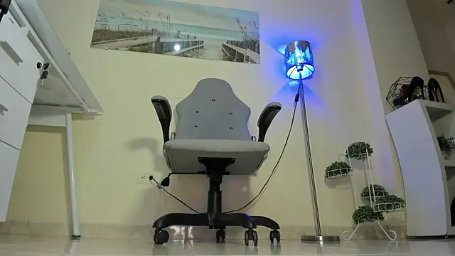 Snapshot of kaindaa chatting on 03-26-26, 09:53 kaindaa online show from 03-26-26, 09:53