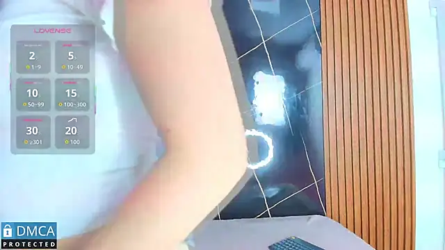 Snapshot of stepha__ chatting on 10-01-25, 11:16 stepha online show from 10-01-25, 11:16