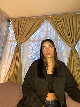 Snapshot of stepha__ chatting on 11-05-25, 11:10 stepha online show from 11-05-25, 11:10