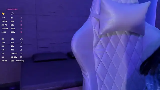 HannahMontgomery online show from 02-17-26, 04:02