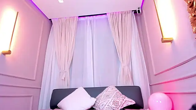 Nahomi key  online show from 09-12-25, 08:20