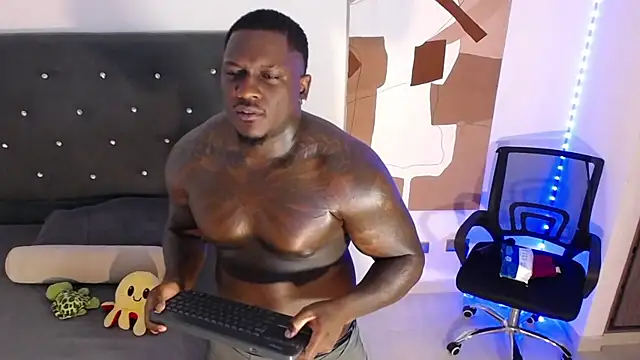 Snapshot of JoshMorri chatting on 11-20-25, 03:18 JoshMorri online show from 11-20-25, 03:18