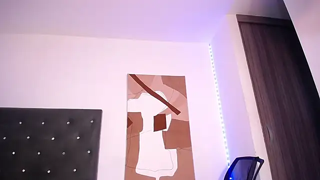 Snapshot of JoshMorri chatting on 11-26-25, 12:11 JoshMorri online show from 11-26-25, 12:11