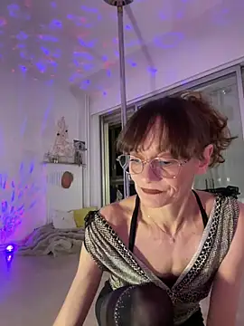 Chris06d22xh online show from 04-07-26, 07:36