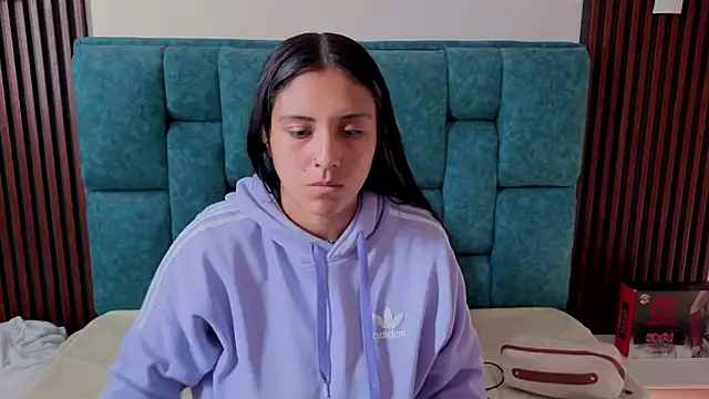 Snapshot of EmilyGala chatting on 09-16-25, 08:54 EmilyGala online show from 09-16-25, 08:54