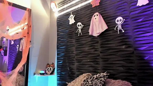 lu styles  online show from 10-09-25, 05:44