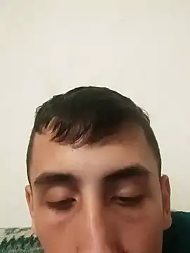 Snapshot of TolgaAkyol_20 chatting on 10-10-25, 10:53 TolgaAkyol 20 online show from 10-10-25, 10:53