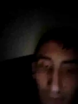 Snapshot of TolgaAkyol_20 chatting on 10-17-25, 01:25 TolgaAkyol 20 online show from 10-17-25, 01:25