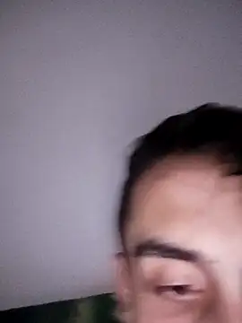 Snapshot of TolgaAkyol_20 chatting on 10-19-25, 05:57 TolgaAkyol 20 online show from 10-19-25, 05:57