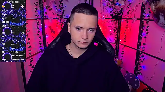 ZackNeal online show from 10-23-25, 05:07