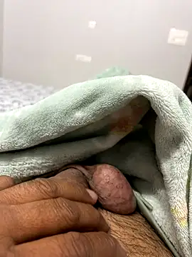 Snapshot of Desiandaj chatting on 11-09-25, 04:49 Desiandaj online show from 11-09-25, 04:49