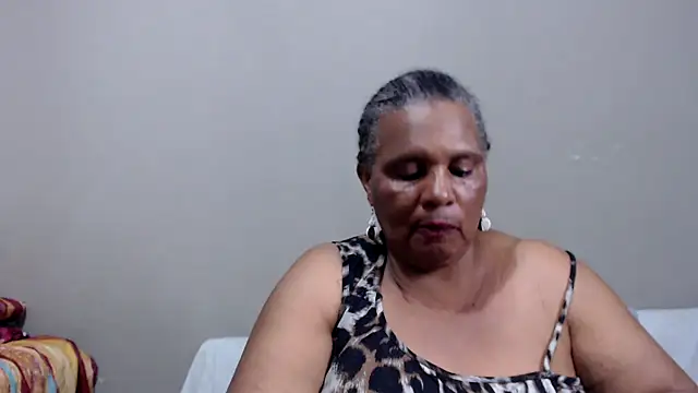 GrandBustyMelon online show from 04-14-26, 06:58