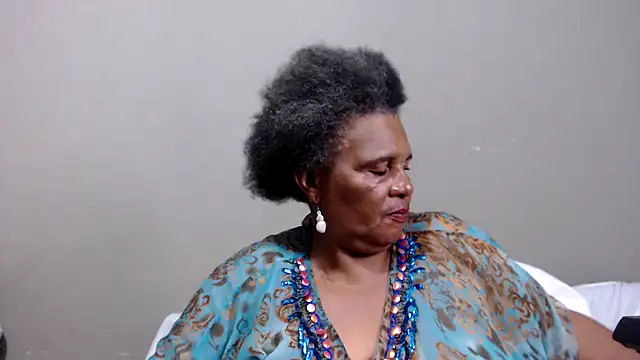 GrandBustyMelon online show from 04-22-26, 07:37