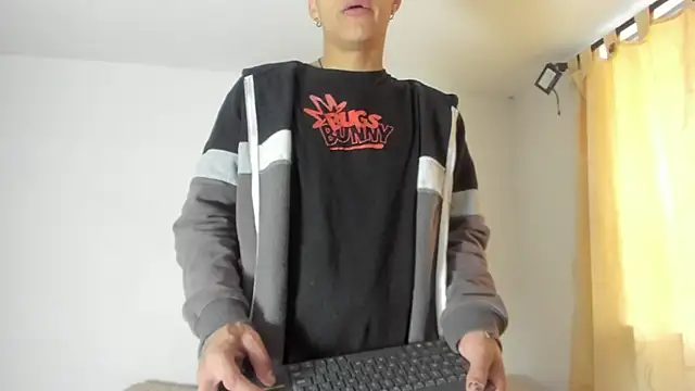 wyatt 3 online show from 10-02-25, 12:01