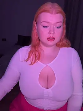 Snapshot of _Adele_Moor_ chatting on 09-16-25, 08:54 Adele Moor online show from 09-16-25, 08:54