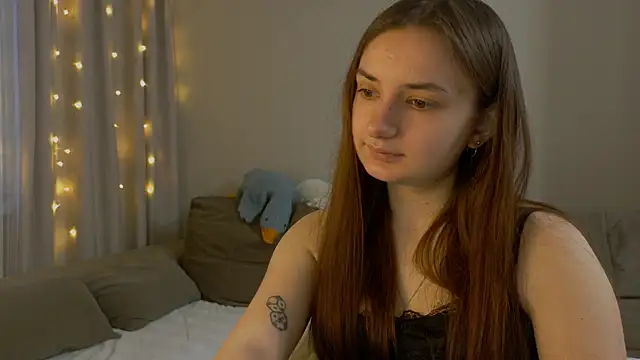 Lelia Vibe online show from 03-11-26, 03:07