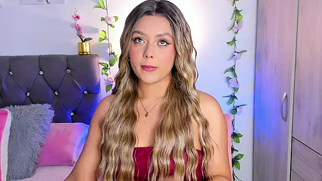 isajonnes18 online show from 10-15-25, 02:55