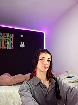 ingrid zese  online show from 11-20-25, 07:35