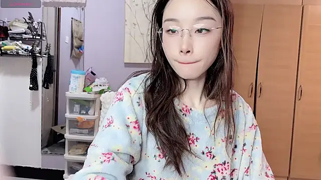 Y2Luvk online show from 11-15-25, 10:26