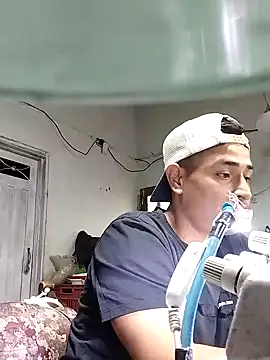 Snapshot of hoteder chatting on 11-10-25, 11:20 hoteder online show from 11-10-25, 11:20