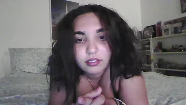 Snapshot of LadySophia03 chatting on 12-02-25, 06:58 LadySophia03 online show from 12-02-25, 06:58