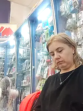 Snapshot of LustyyX chatting on 09-23-25, 10:40 LustyyX online show from 09-23-25, 10:40